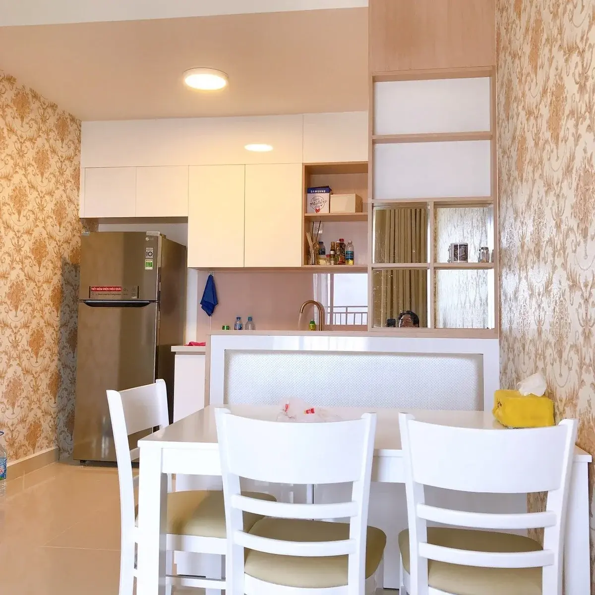 Cho Thuê Căn Hộ 2 Phòng Ngủ Ngay Tháp Trung Tâm Với Đầy Đủ Nội Thất Giá 17tr Bao Phí