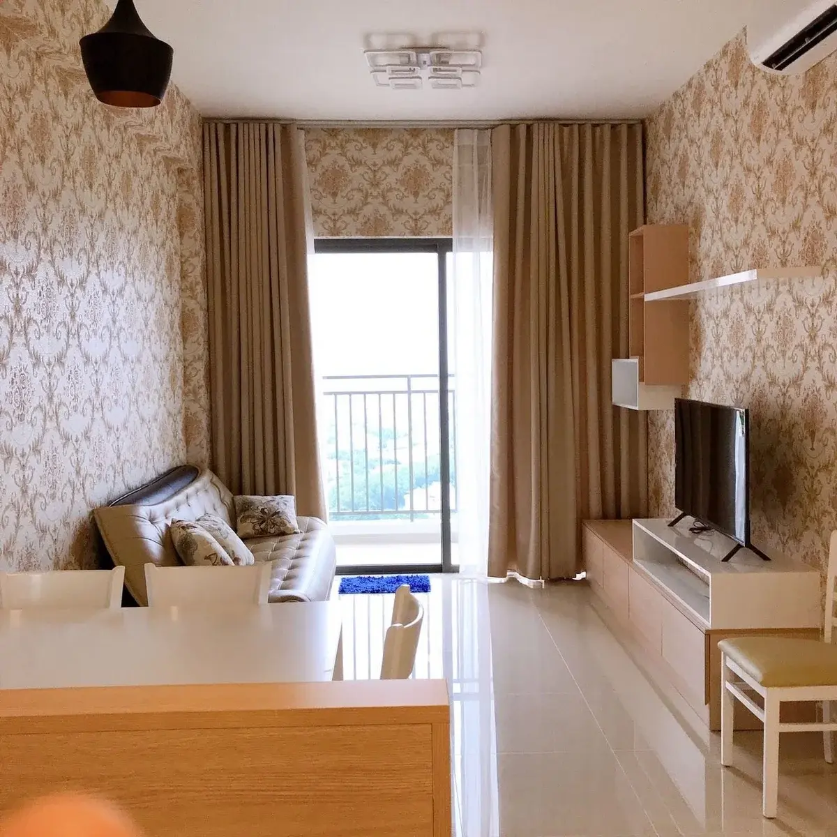 Cho Thuê Căn Hộ 2 Phòng Ngủ Ngay Tháp Trung Tâm Với Đầy Đủ Nội Thất Giá 17tr Bao Phí