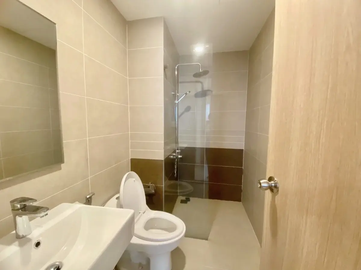 Cho Thuê Căn Hộ 2 Phòng Ngủ Ngay Tháp Trung Tâm Với Đầy Đủ Nội Thất Giá 17tr Bao Phí