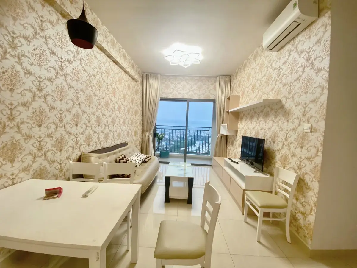 Cho Thuê Căn Hộ 2 Phòng Ngủ Ngay Tháp Trung Tâm Với Đầy Đủ Nội Thất Giá 17tr Bao Phí