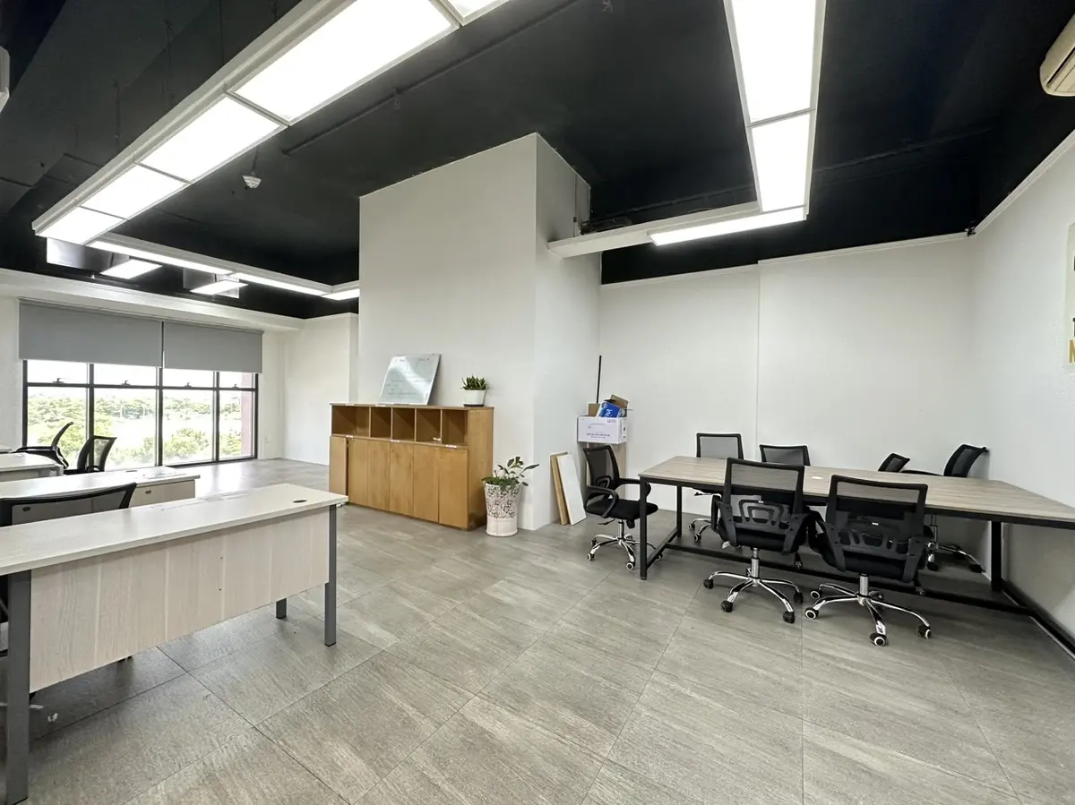 Cần Bán Căn Văn Phòng The Sun Avenue Diện tích lớn 100m2 Có Sẵn Nội Thất