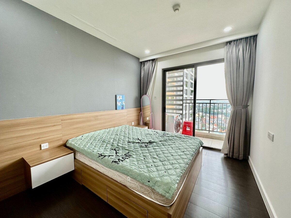 Cho Thuê Căn 3 Phòng Ngủ The Sun Avenue View Không Chắn