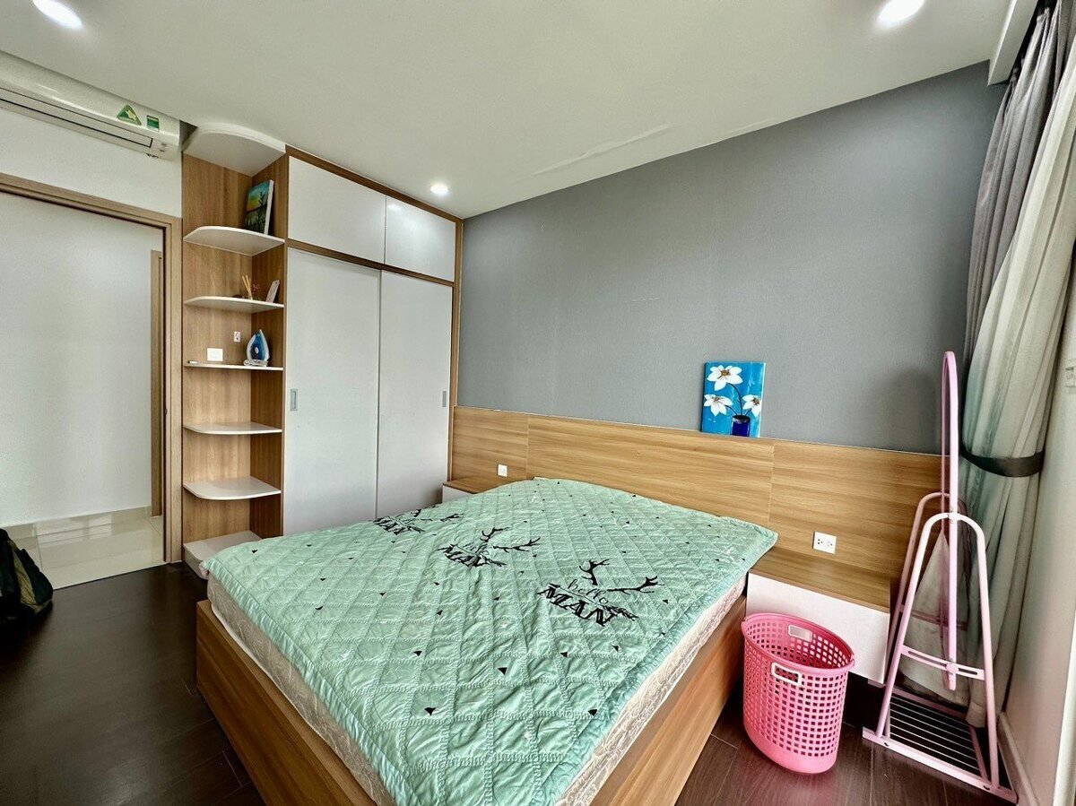 Cho Thuê Căn 3 Phòng Ngủ The Sun Avenue View Không Chắn