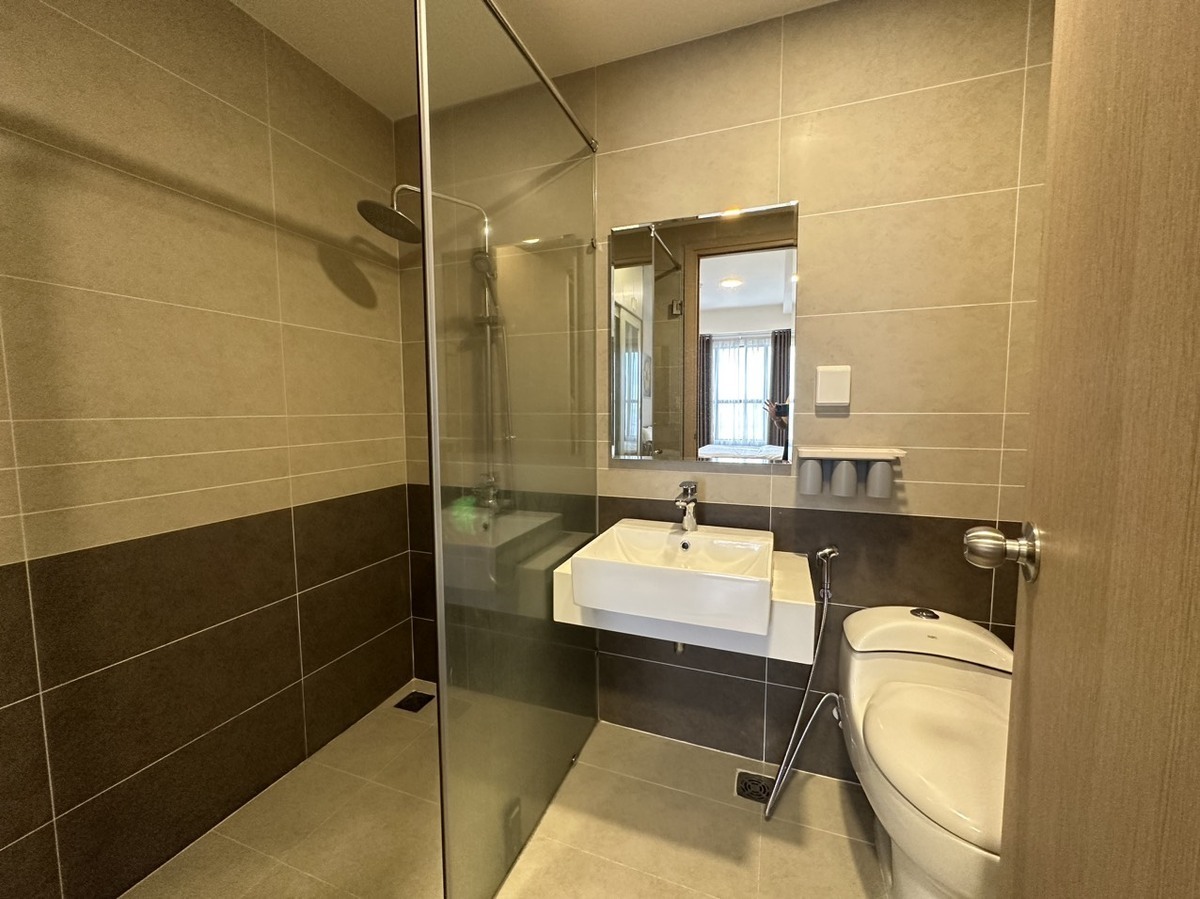 Cho Thuê The Sun Căn 2 Phòng Ngủ 16 Triệu Tầng Cao View Landmark 81