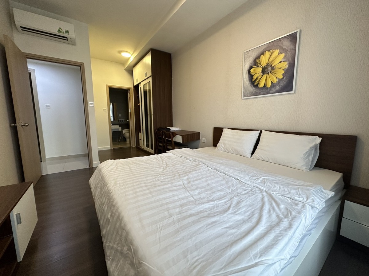 Cho Thuê The Sun Căn 2 Phòng Ngủ 16 Triệu Tầng Cao View Landmark 81