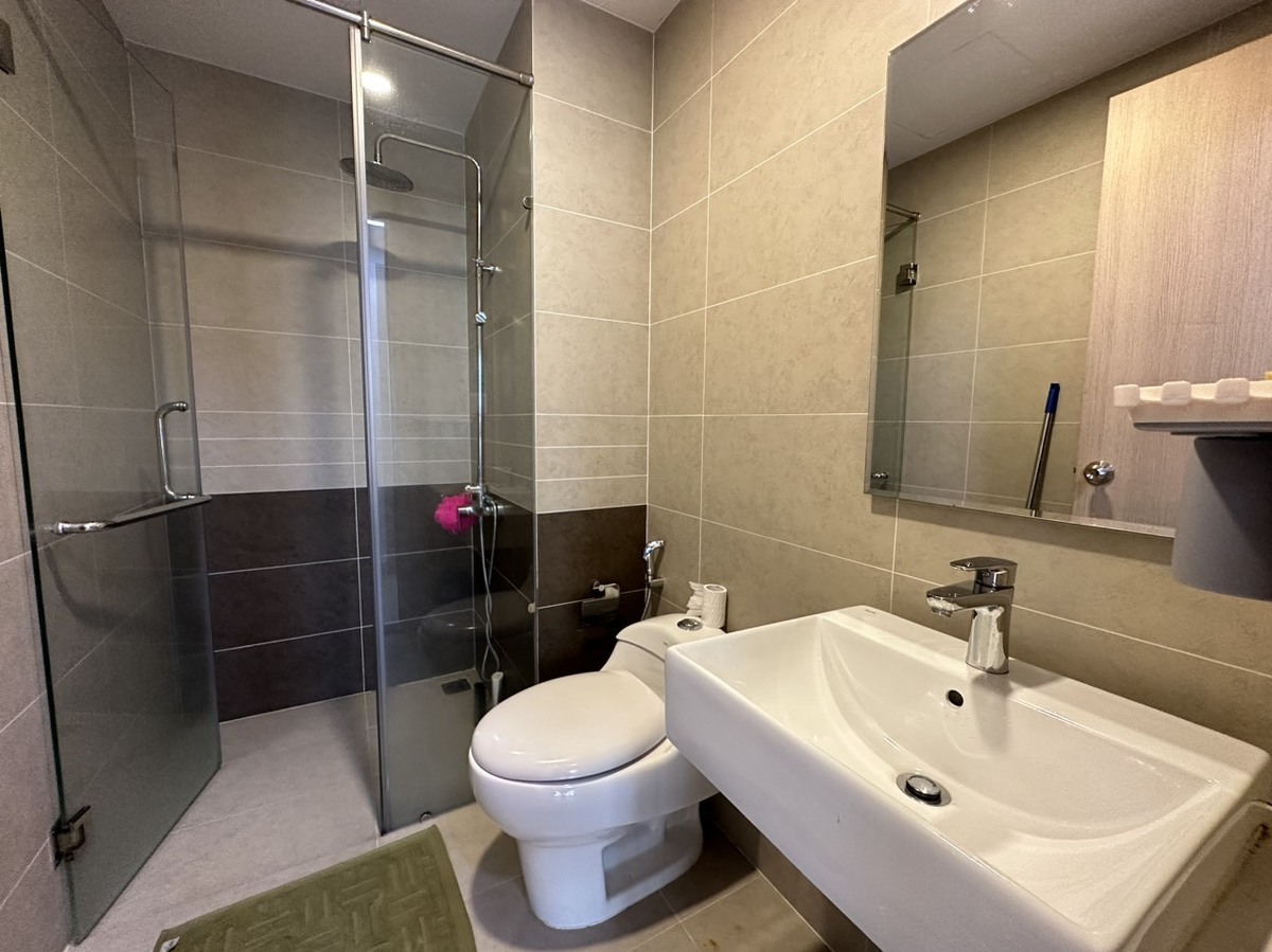 Cho Thuê The Sun Căn 2 Phòng Ngủ 16 Triệu Tầng Cao View Landmark 81