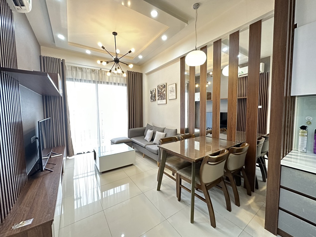 Cho Thuê The Sun Căn 2 Phòng Ngủ 16 Triệu Tầng Cao View Landmark 81