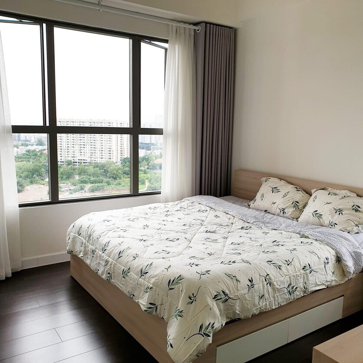 Cho Thuê căn Hộ 3 Phòng ngủ Đầy Đủ Nội Thất Cao Cấp Tiện Nghi Giá 19tr Đã Bao Gồm Phí