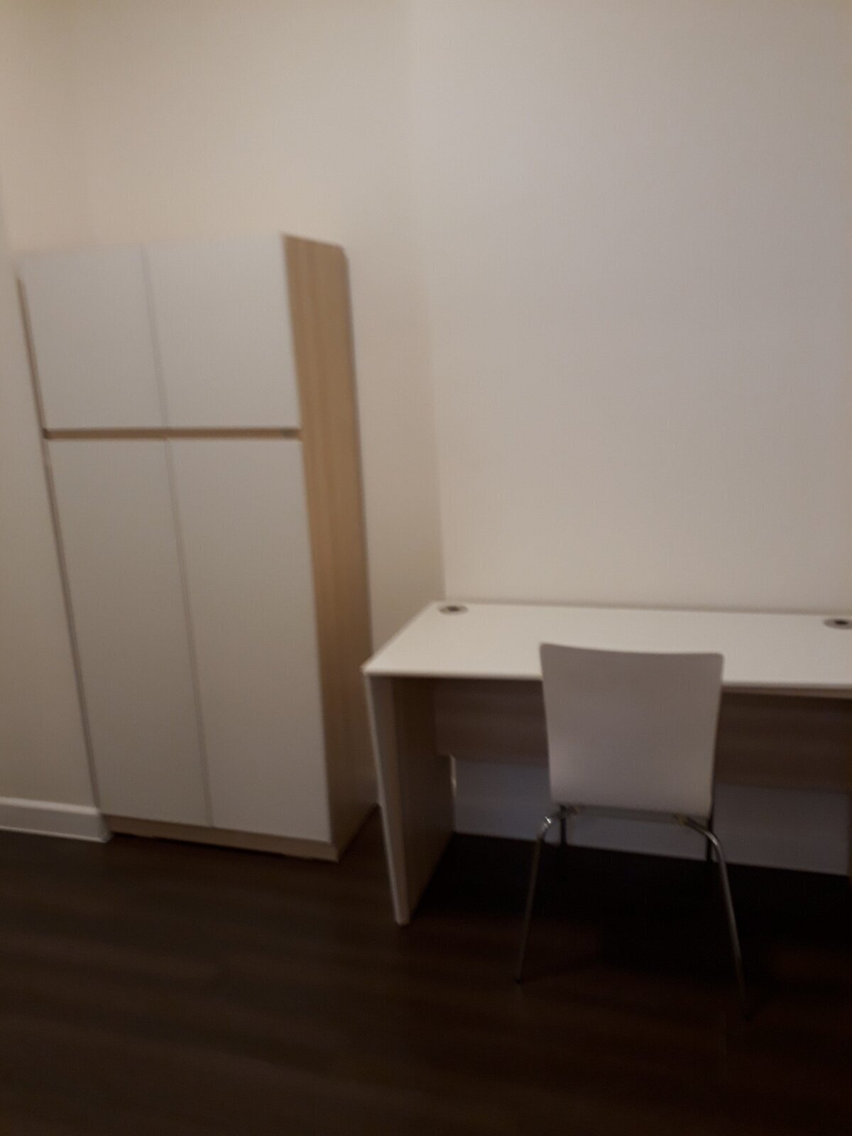 Cho Thuê Căn Hộ The Sun Avenue 1PN + 1 phòng nhỏ Giá 14 tr/tháng Full Nội Thất