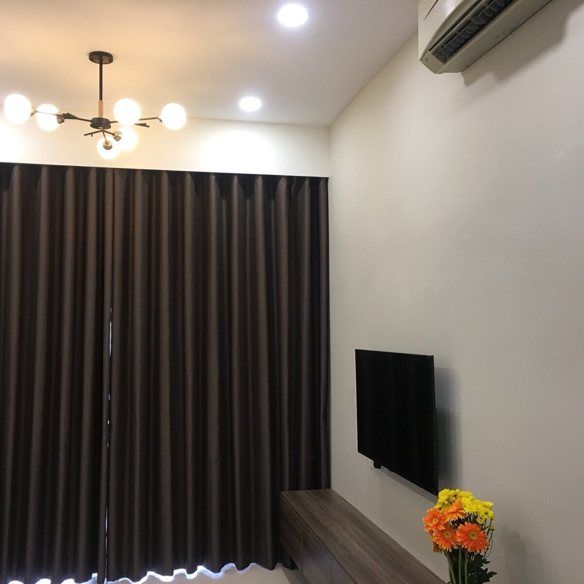 Căn Hộ 2 Phòng Ngủ Cho Thuê Tại The Sun Avenue Đầy Đủ Nội Thất Ở Ngay Được