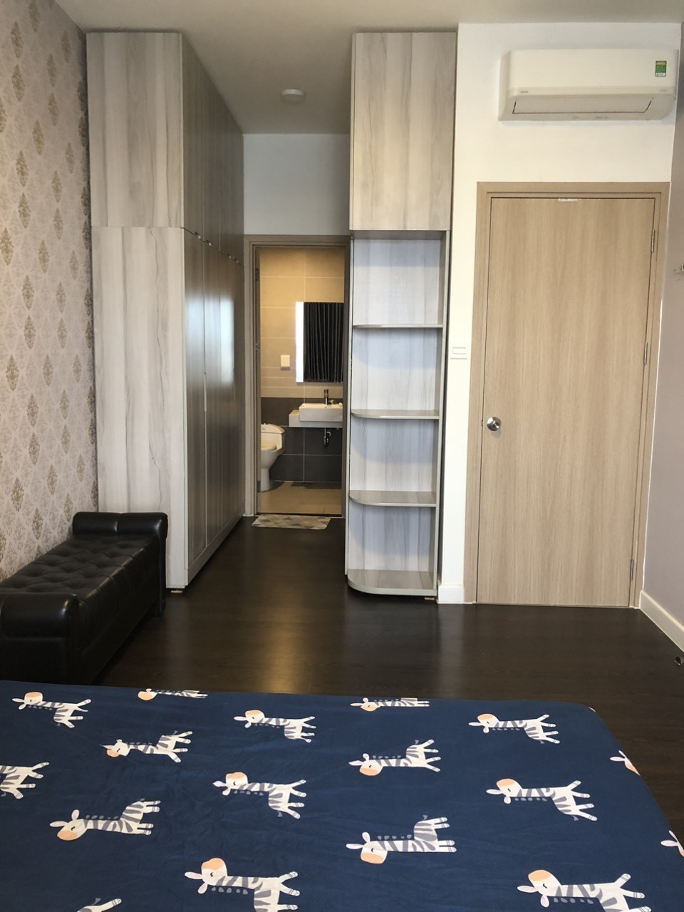 Căn Hộ 2 Phòng Ngủ - 2WC The Sun Avenue Giá 17 Triệu Đầy Đủ Nội Thất