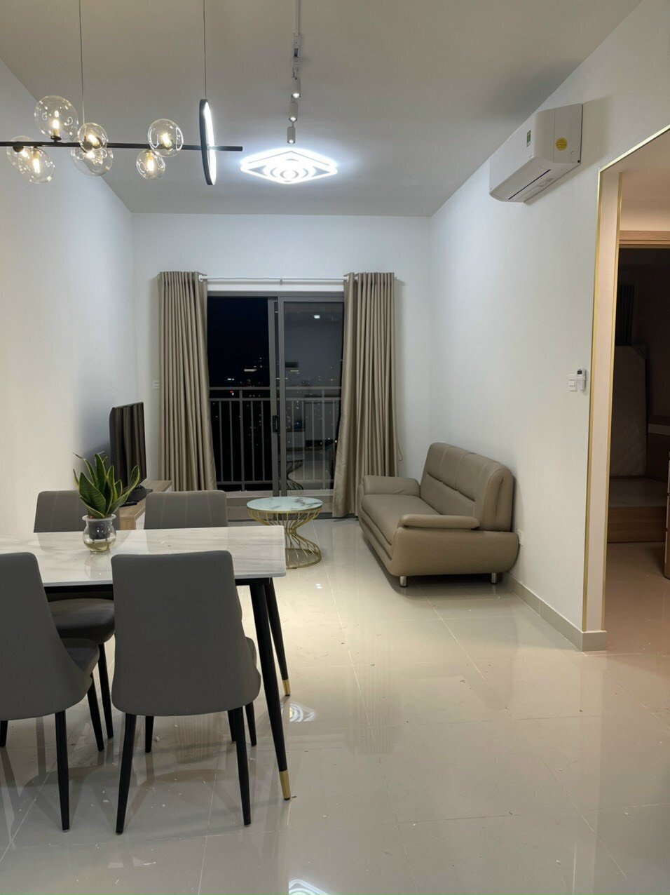 Cho Thuê Căn Hộ The SUn Avenue 1PN Giá 15tr Bao Gồm Phí Thuế (Tiện Cho Cty Cần Lấy Hoá Đơn)