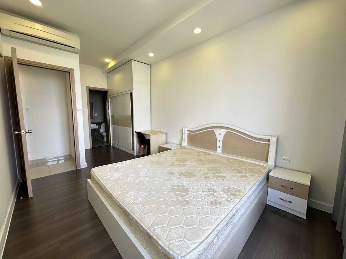 Cho thuê The Sun Avenue Căn Hộ 2 Phòng Ngủ - 2WC 73m2 Giá 17 Triệu Tầng Cao View LM81