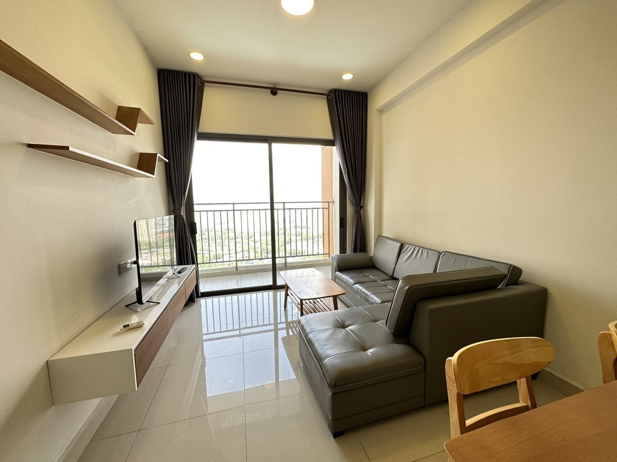 Cho thuê The Sun Avenue Căn Hộ 2 Phòng Ngủ - 2WC 73m2 Giá 17 Triệu Tầng Cao View LM81