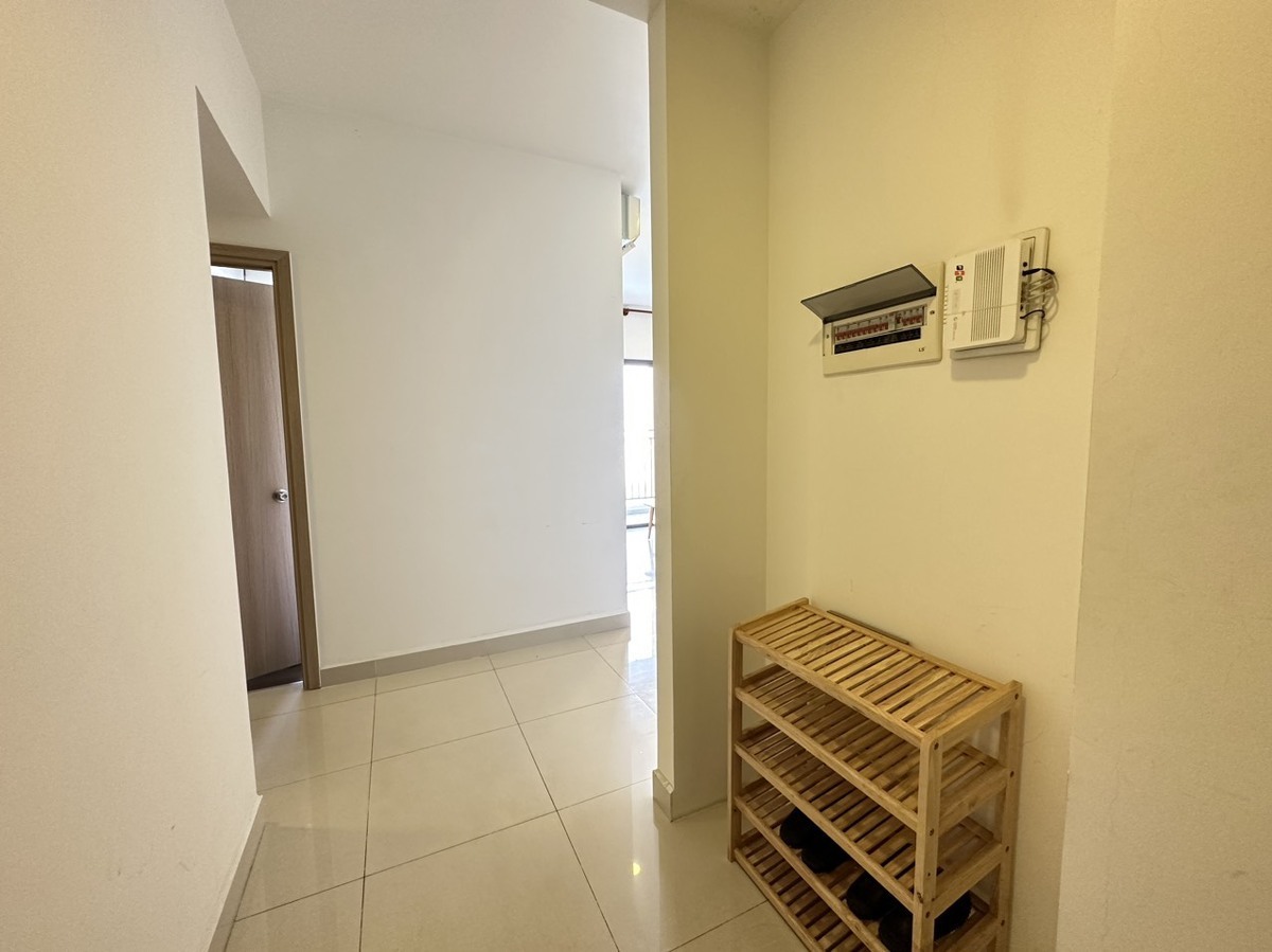 Cho thuê The Sun Avenue Căn Hộ 2 Phòng Ngủ - 2WC 73m2 Giá 17 Triệu Tầng Cao View LM81