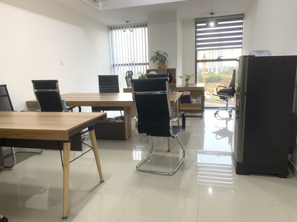 Cho Thuê Văn Phòng Quận 2 Làm Việc 24/7 Giá Chỉ 9,5tr Full Bàn Ghế Văn Phòng