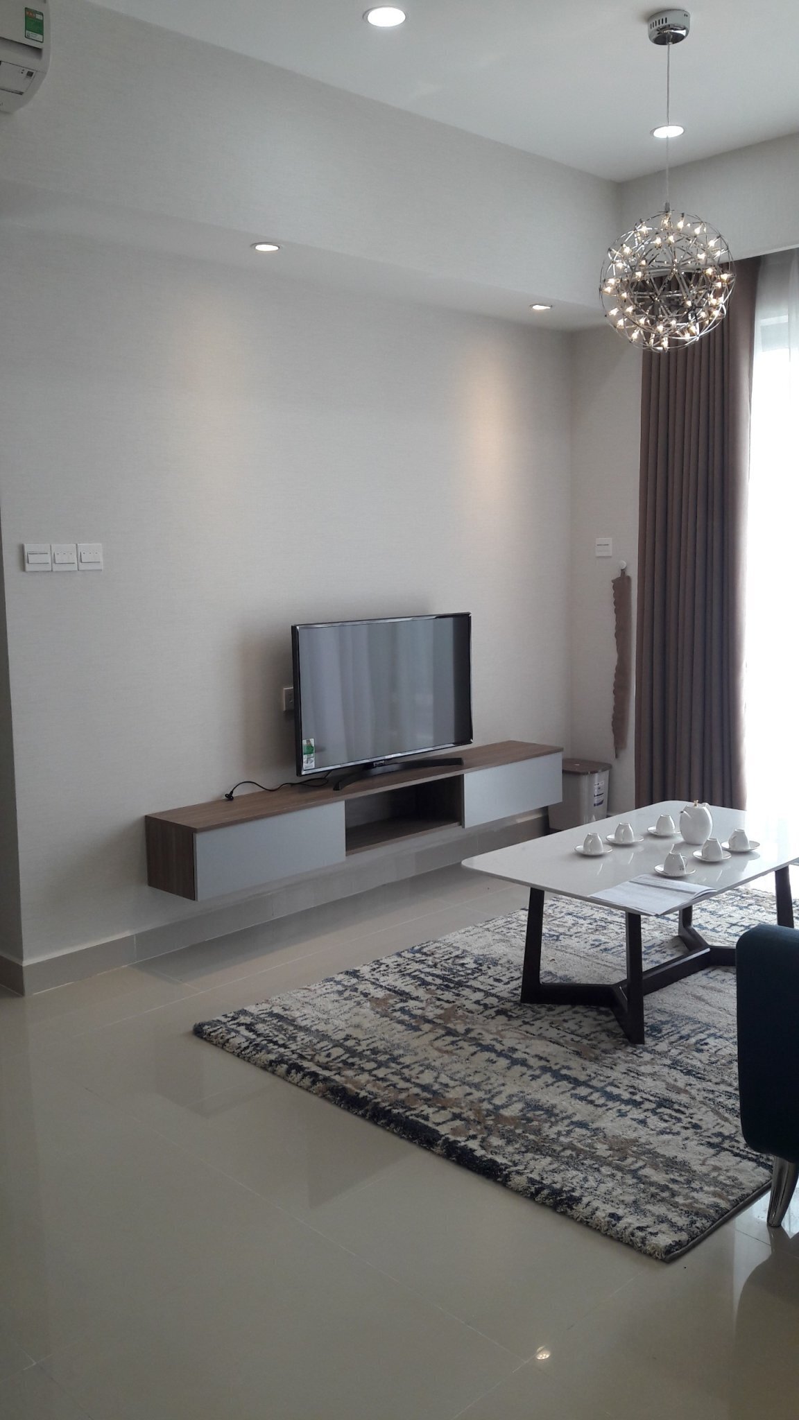 Cho Thuê Căn Hộ The Sun Avenue 22 Triệu Diện tích lớn 109m2 Đầy Đủ Nội Thất