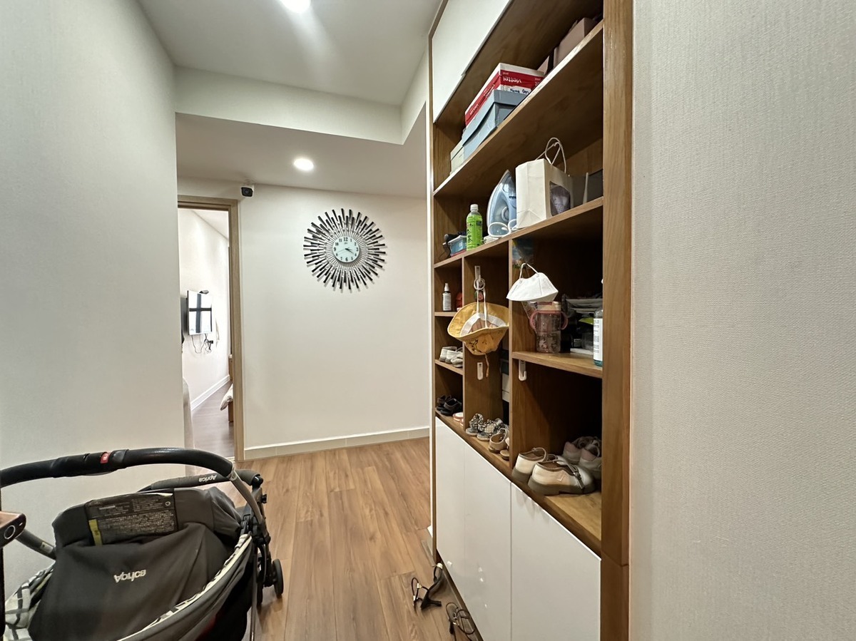 Cho thuê The Sun Avenue 2 Phòng Ngủ 19 Triệu Bao Phí Quản Lý - 75m2 Nội Thất Đẹp Sàn Gỗ