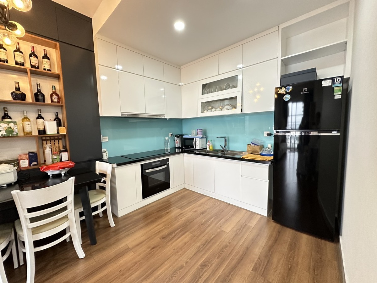 Cho thuê The Sun Avenue 2 Phòng Ngủ 19 Triệu Bao Phí Quản Lý - 75m2 Nội Thất Đẹp Sàn Gỗ