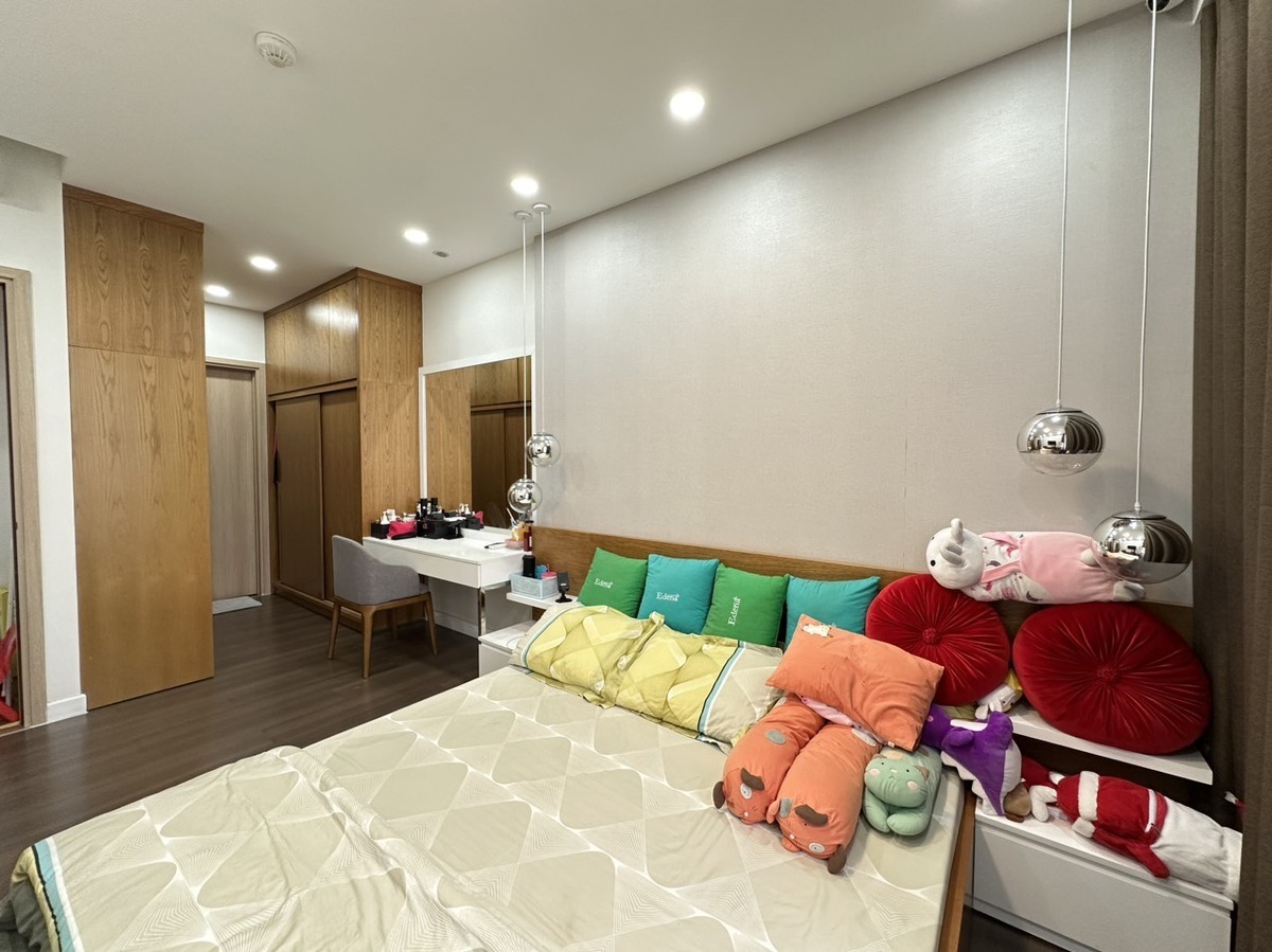 Cho thuê The Sun Avenue 2 Phòng Ngủ 19 Triệu Bao Phí Quản Lý - 75m2 Nội Thất Đẹp Sàn Gỗ