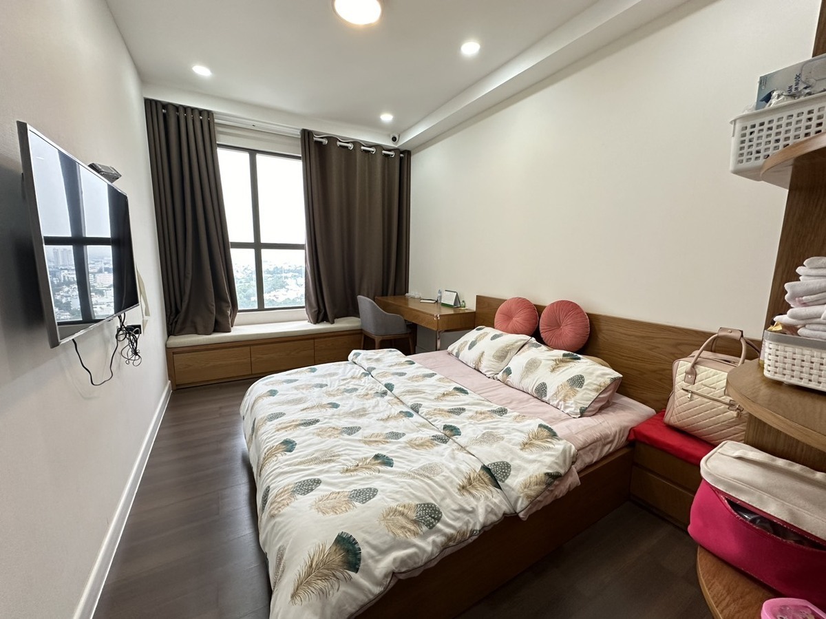 Cho thuê The Sun Avenue 2 Phòng Ngủ 19 Triệu Bao Phí Quản Lý - 75m2 Nội Thất Đẹp Sàn Gỗ