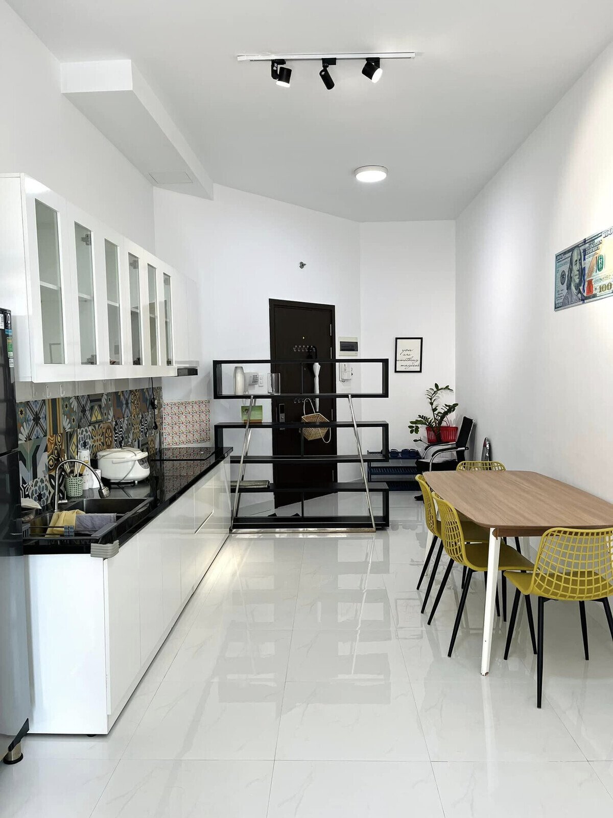 Cho Thuê Chung Cư The Sun Avenue 13 Triệu, 56m2 - 1 Phòng Ngủ Riêng Full Nội Thất Rộng Rãi