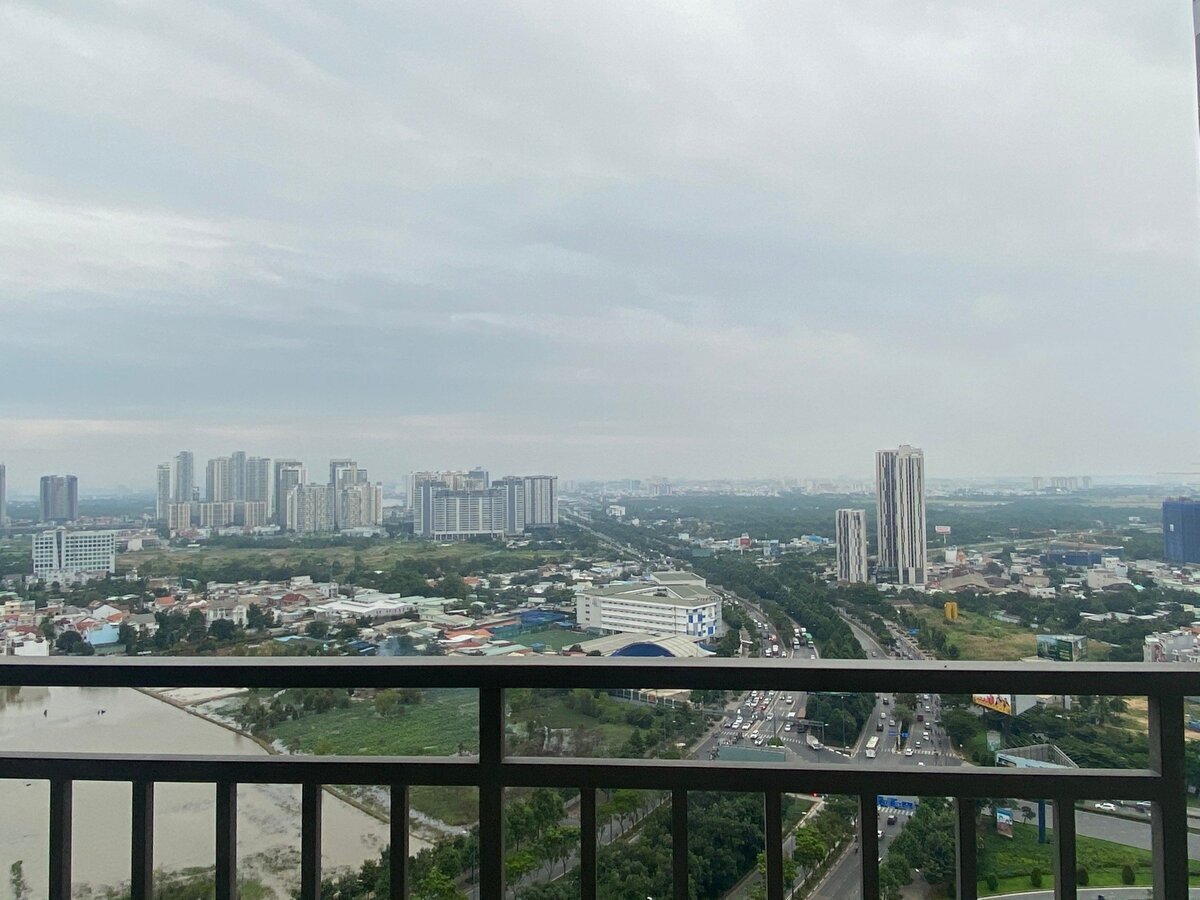 Cho Thuê căn hộ 3 Phòng ngủ -2 WC The Sun Avenue Giá 20 Triệu Diện Tích 90m2