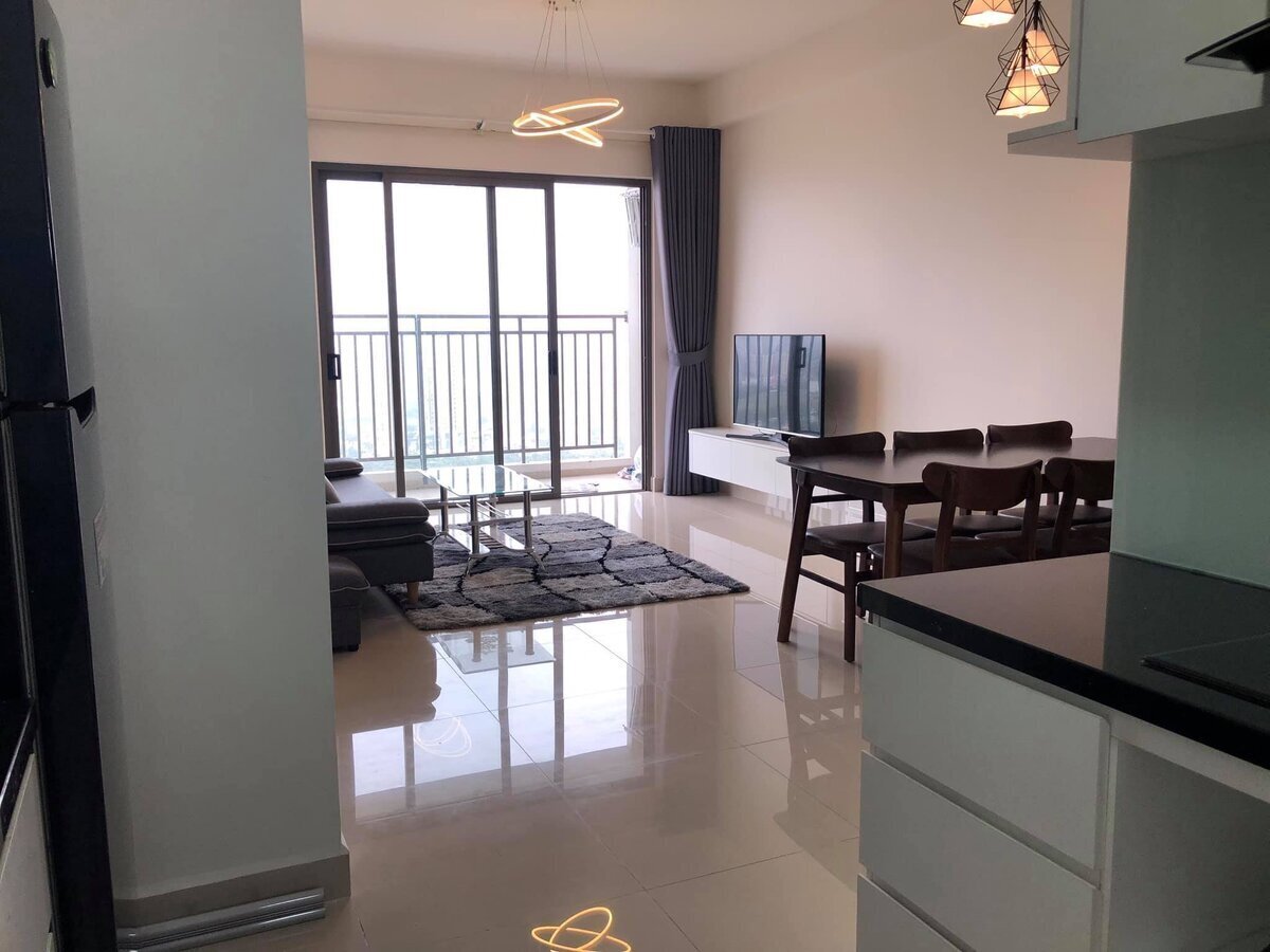 Cho Thuê căn hộ 3 Phòng ngủ -2 WC The Sun Avenue Giá 20 Triệu Diện Tích 90m2