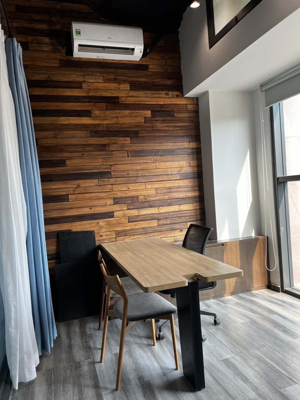 Cho Thuê văn Phòng Quận 2 Nội Thất Sang Xịn Giá Cả Hợp Lý Ngay Khu Trung Tâm