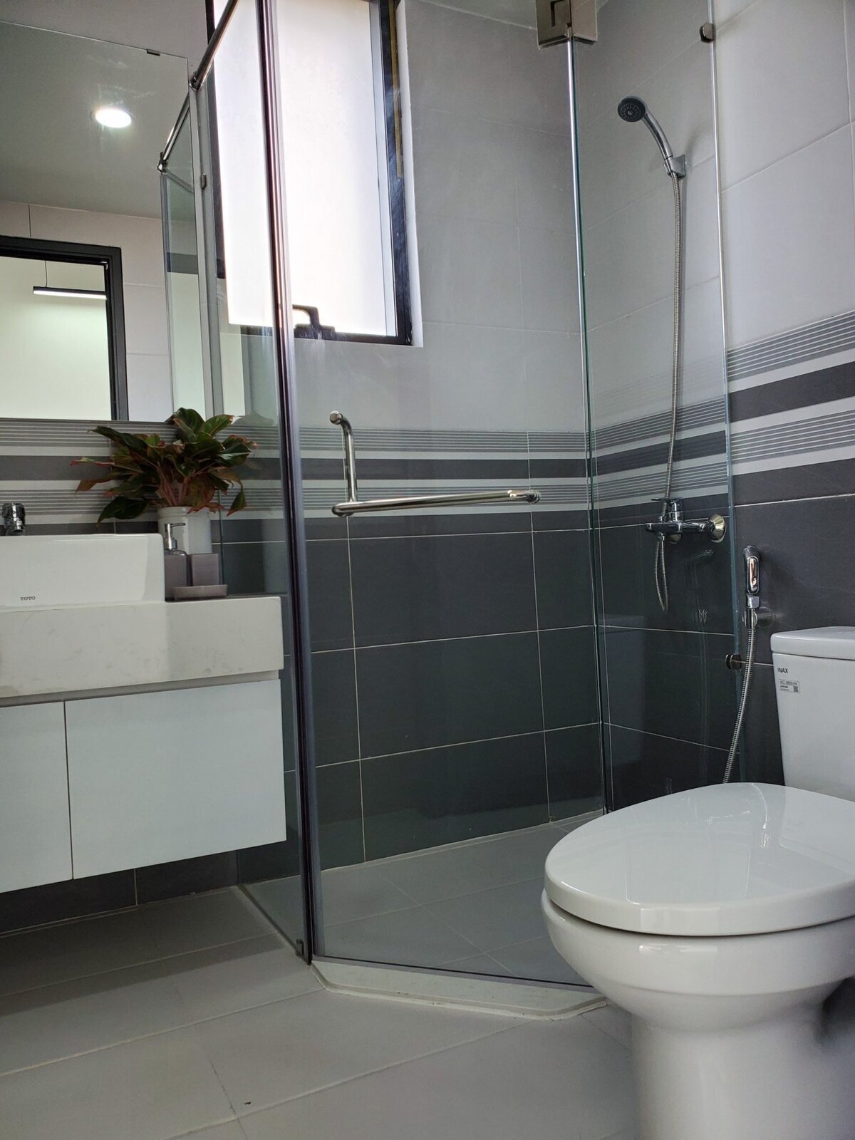 Cho Thuê Văn Phòng The Sun Avenue 16 Triệu Diện Tích Lớn 60m2 Căn Góc Layout Vuông Vức