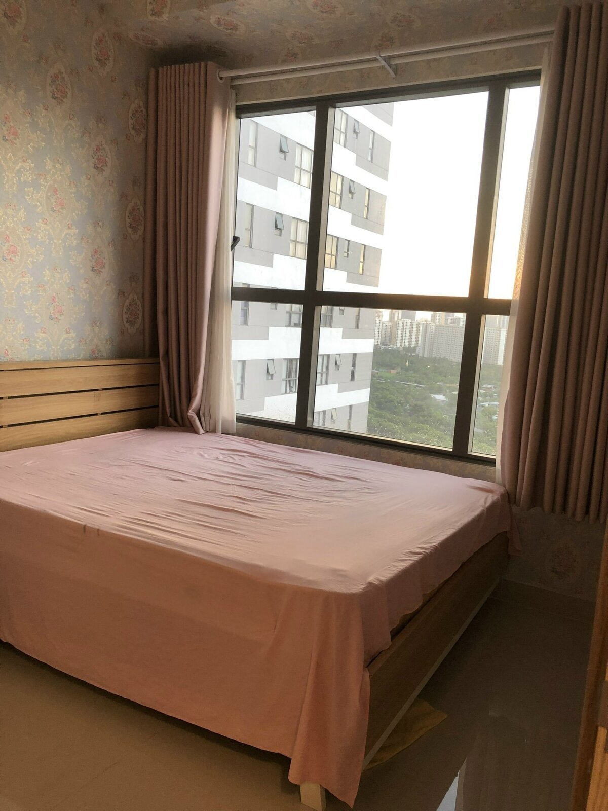 Bán Căn Hộ The Sun Avenue Dạng Officetel Full Nội Thất Giá 3,5 tỷ Ở Ngay Được