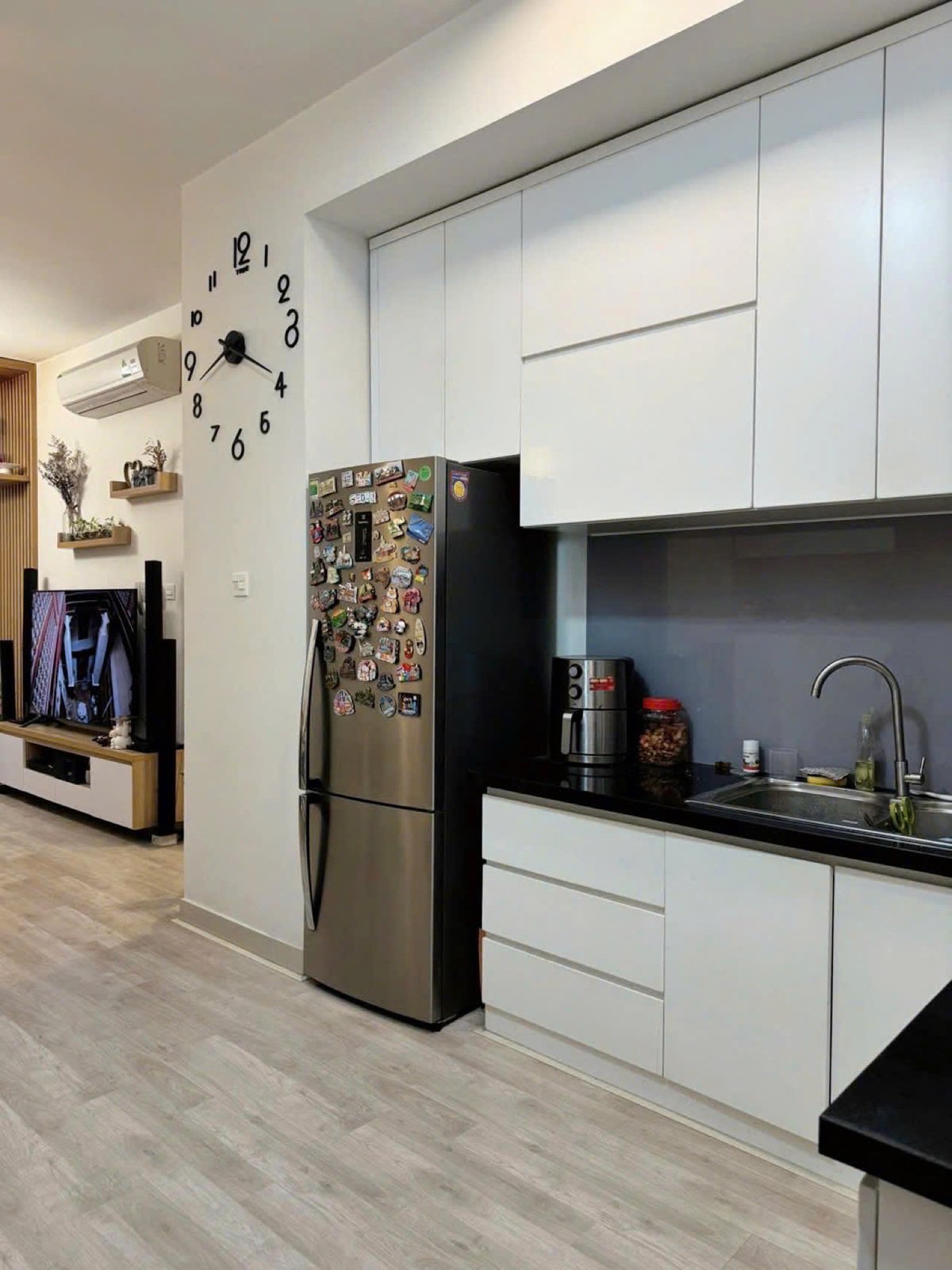 1 Phòng Ngủ Nội Thất Đẹp Cần Cho Thuê - The Sun Avenue - 56m2