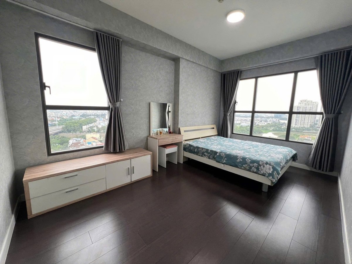 Cho thuê căn hộ 3 Phòng ngủ -105m2 The Sun Avenue Giá 22 triệu