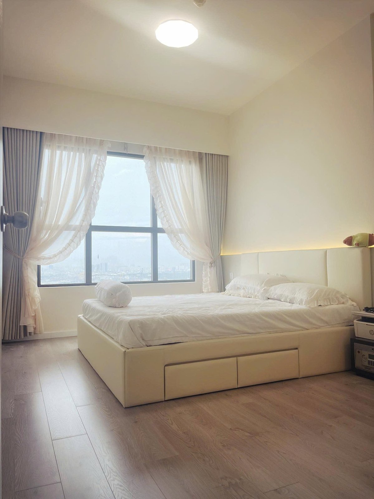 Chuyển Nhượng Căn Hộ The Sun Avenue 2 Phòng Ngủ - 2WC - View Sông - 75m2