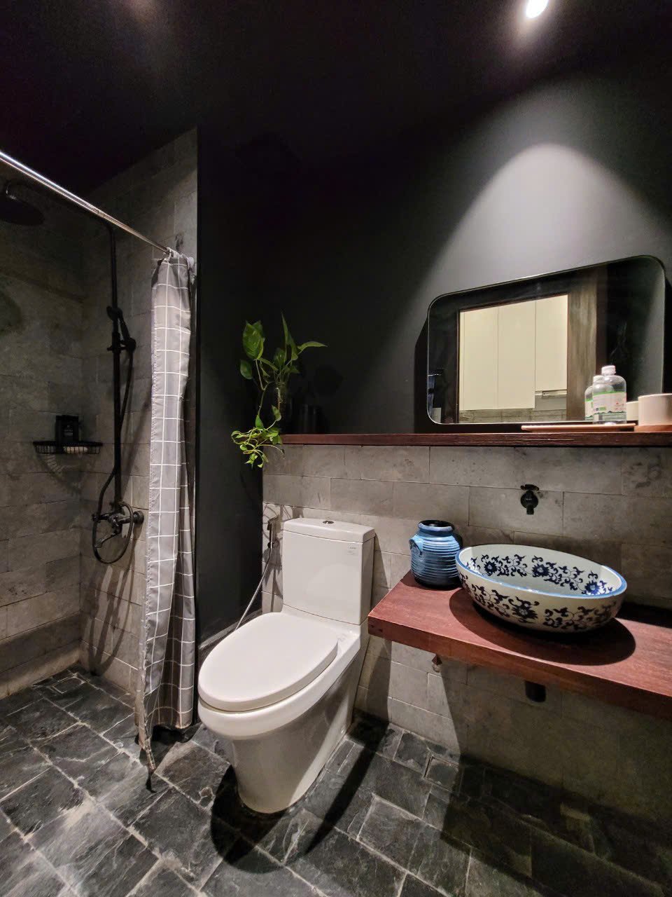 Cho Thuê Studio Sân Vườn Tại The Sun Avenue Giá 12,5 Triệu