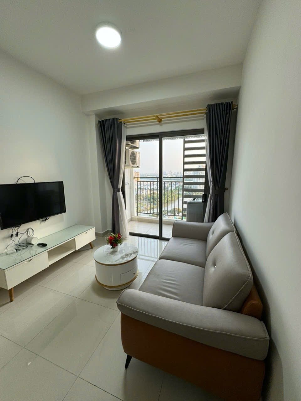 Cho Thuê Chung Cư The Sun Avenue 14 Triệu, 55m2 - Đầy Đủ Nội Thất