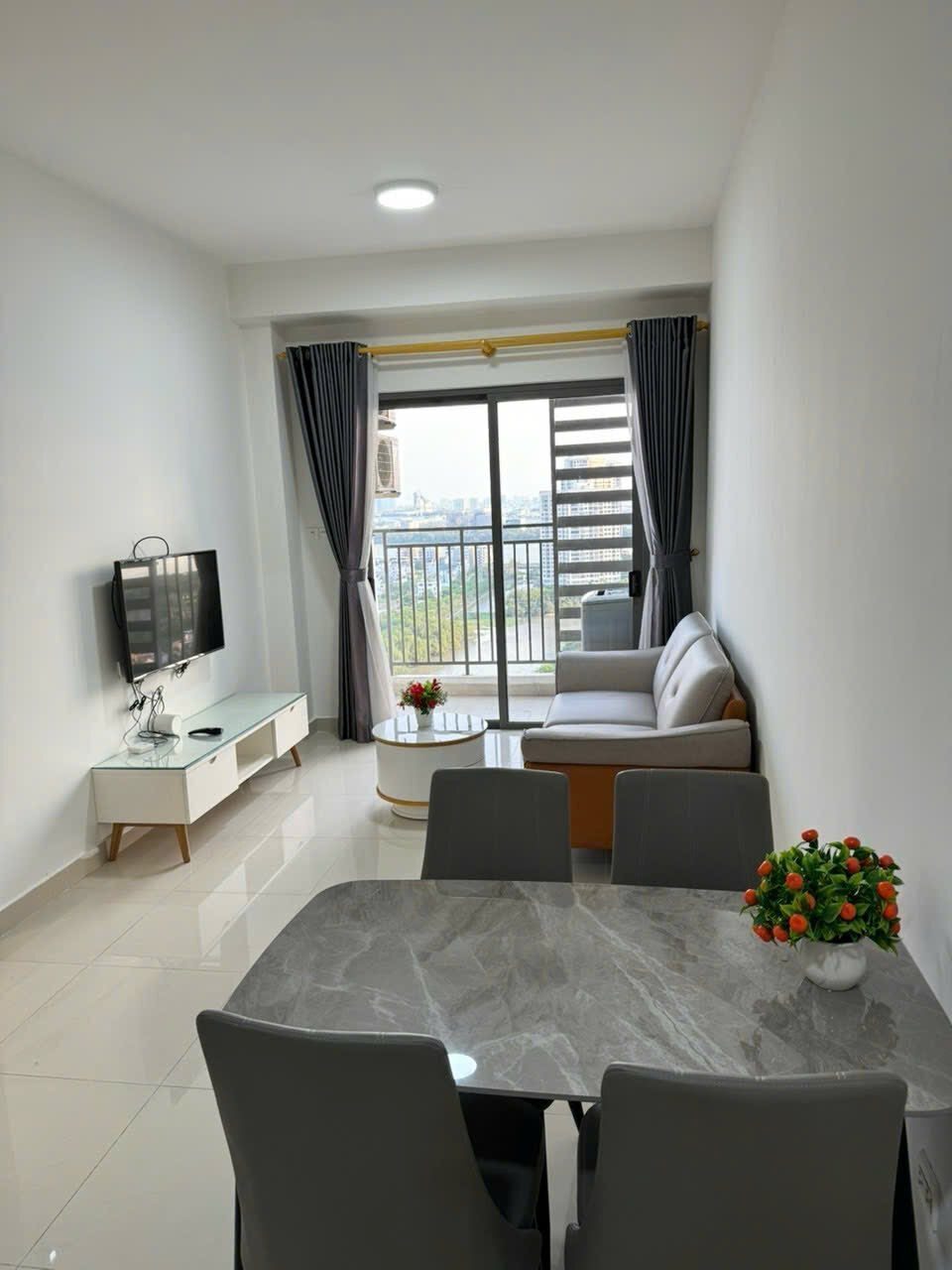 Cho Thuê Chung Cư The Sun Avenue 14 Triệu, 55m2 - Đầy Đủ Nội Thất