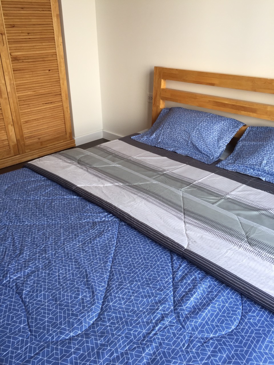 Cho Thuê Chung Cư The Sun Avenue 14 Triệu, 55m2 - Đầy Đủ Nội Thất