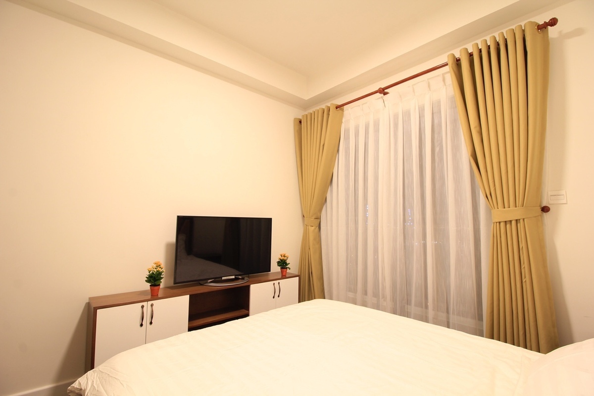 Cần Bán Căn 3 Phòng Ngủ The Sun Avenue Giá 7.5 Tỷ