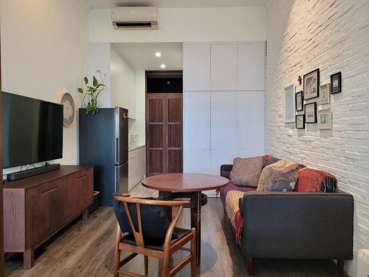 Căn Hộ Studio Có Nội Thất Cần Bán The Sun Avenue Giá 3,1 Tỷ - 35m2