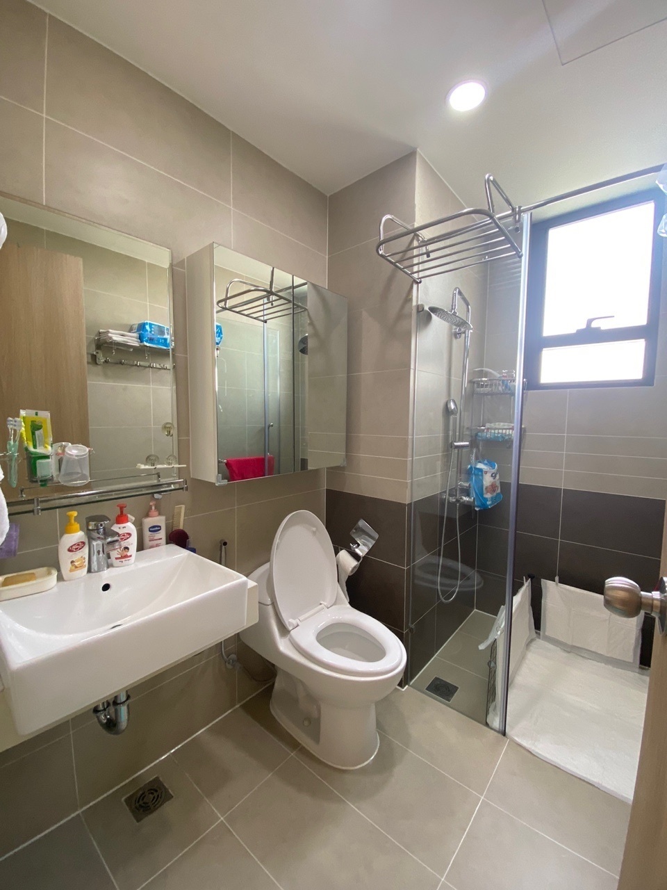 Căn hộ 3 Phòng ngủ Cần Bán - The Sun Avenue 96m2