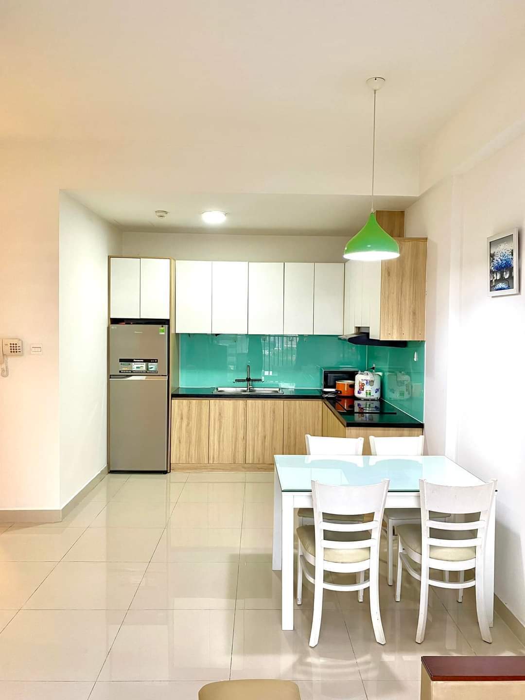 Cho Thuê Căn Hộ The Sun Avenue 2 Phòng Ngủ Giá Rẻ 17,5tr/tháng Đầy Đủ Nội Thất Vào Liền