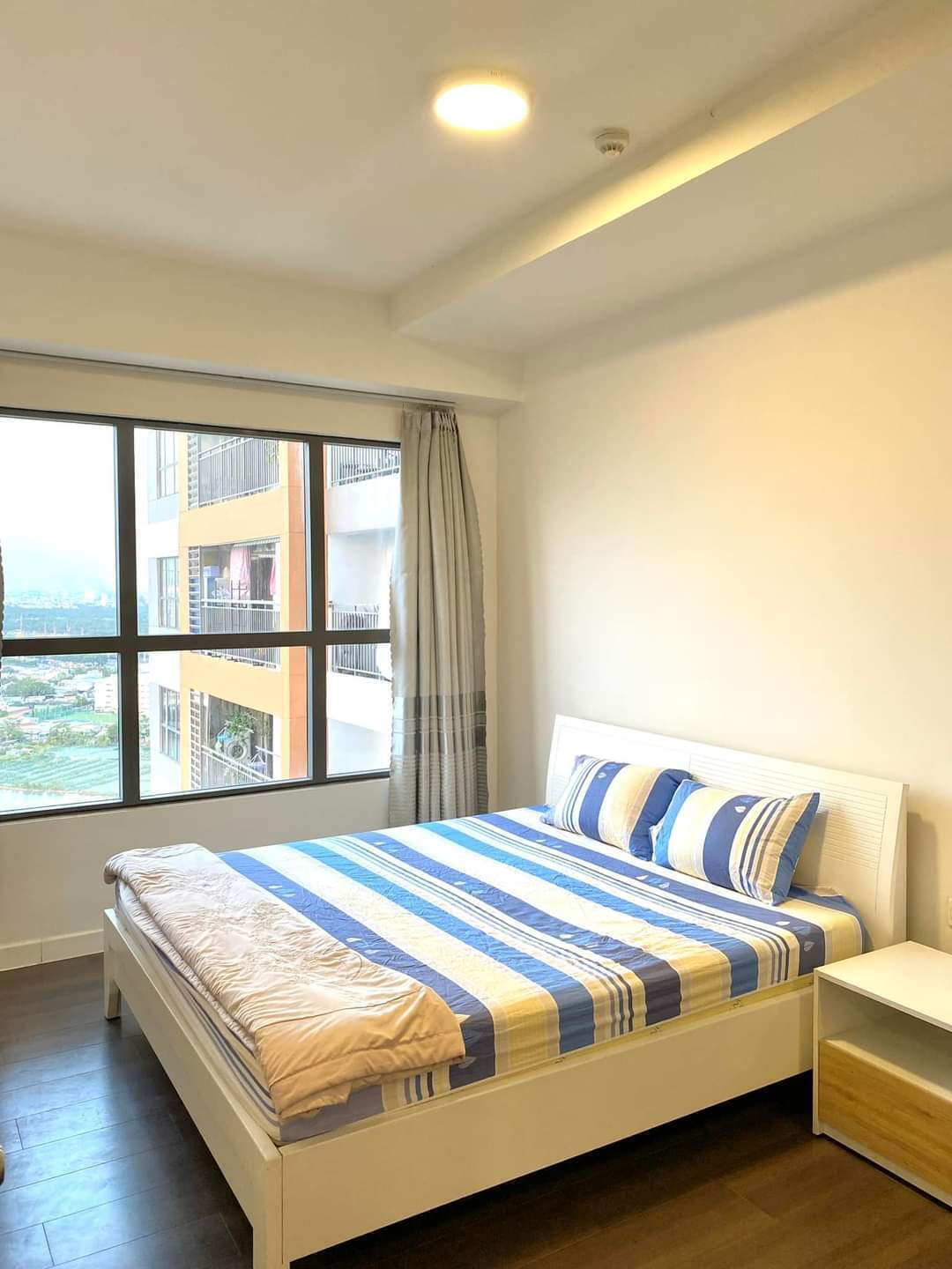 Cho Thuê Căn Hộ The Sun Avenue 2 Phòng Ngủ Giá Rẻ 17,5tr/tháng Đầy Đủ Nội Thất Vào Liền