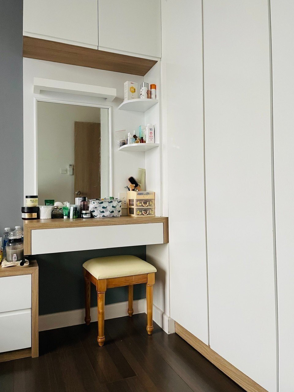 Cho Thuê Chung Cư The Sun Avenue 15 Triệu, 55m2 - Đầy Đủ Nội Thất