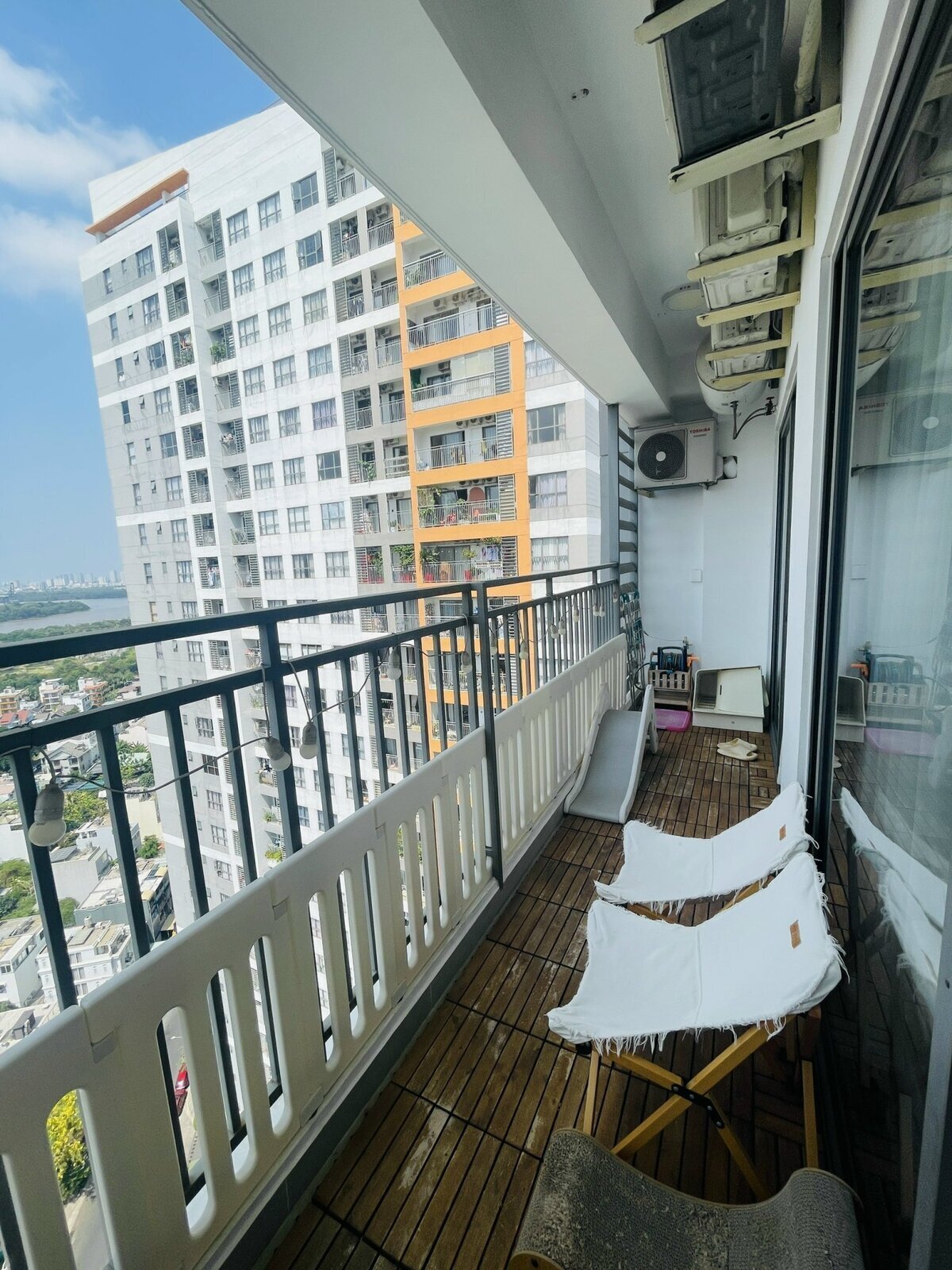 Cho Thuê Căn Hộ The Sun Avenue 3PN Full Nội Thất