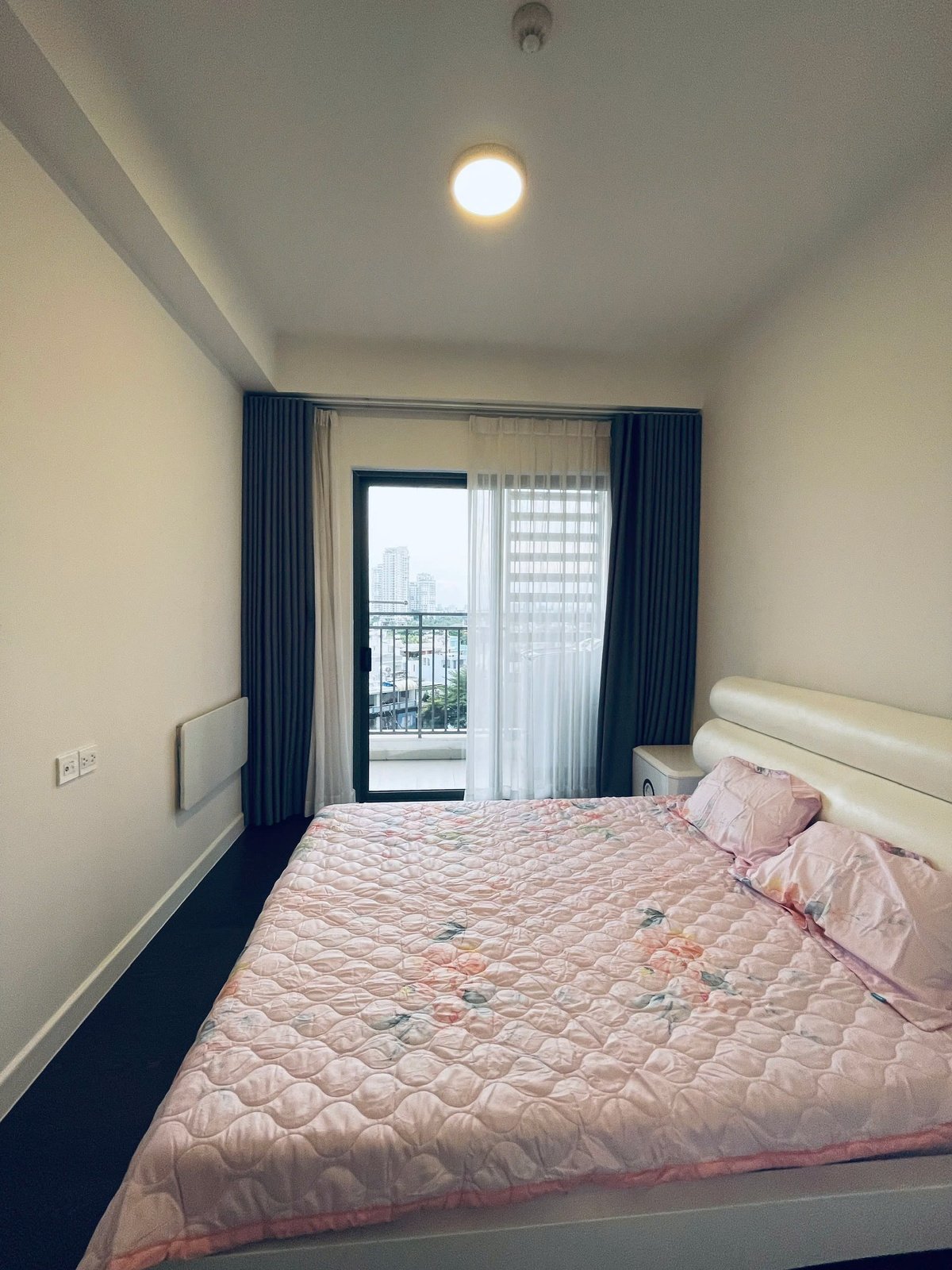 Cho Thuê Căn Hộ 3 Phòng Ngủ - 2WC Full Nội Thất Đẹp