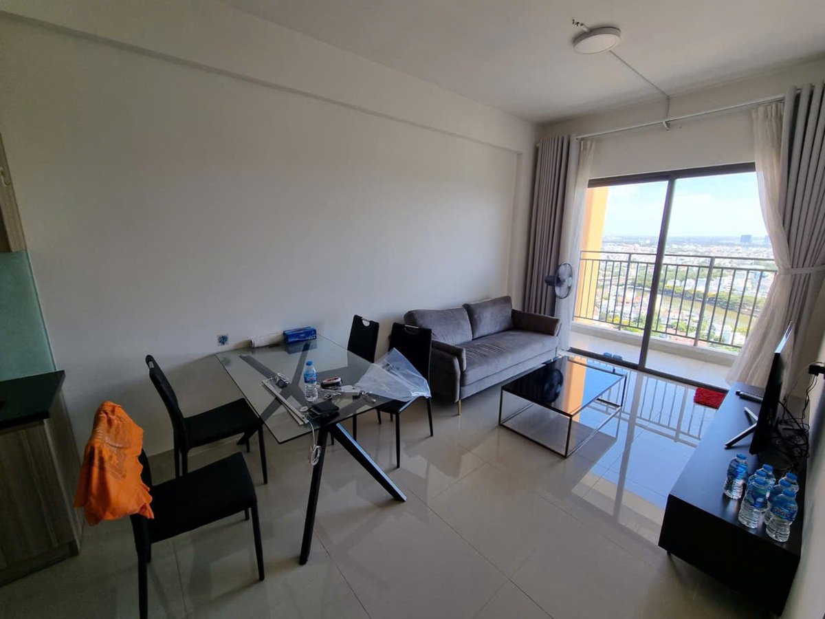 Căn Hộ 2 Phòng Ngủ Có Nội Thất Cần Cho Thuê 18TR - The Sun Avenue