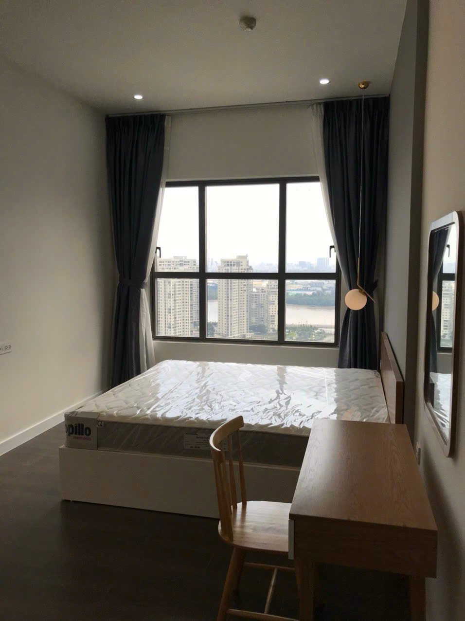 Bán Căn Hộ 2 Phòng Ngủ The Sun Avenue - 79m2 Nội Thất Đầy Đủ Giá 7,5Tỷ