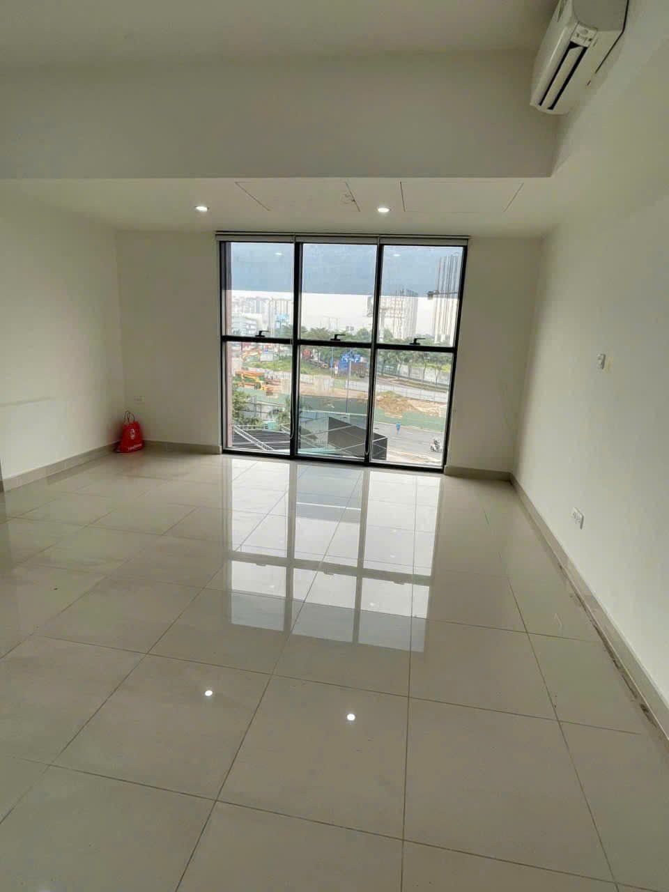 Cho Thuê Offcetel The Sun Avenue Giá 12Tr - 44m2 Nội Thất Cơ Bản