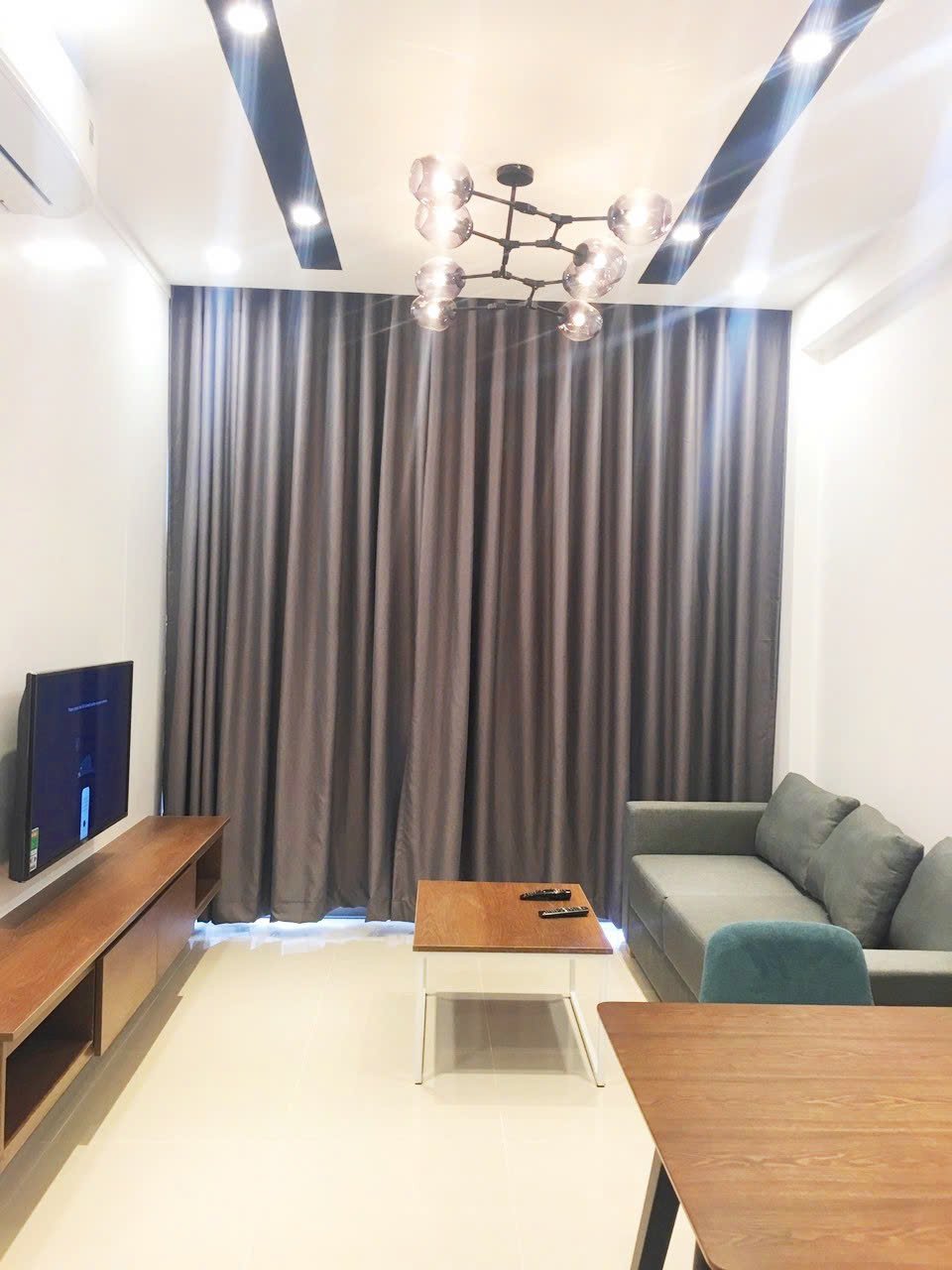 Cho Thuê Căn 2 Phòng Ngủ Đủ Nội Thất The Sun Avenue Giá Chỉ 16 Triệu